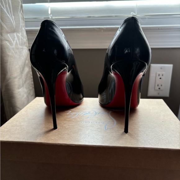 Christian Louboitin (So Kate) - Picture 5 of 6